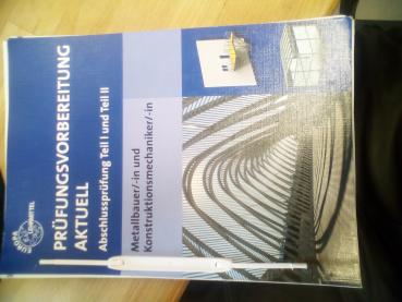 Prüfungsvorbereitung Aktuell Abschlussprüfung Teil 1 und 2 und Lösungen