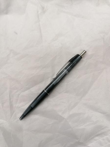 Schneider Kugelschreiber K 20 Icy Colours - schwarz